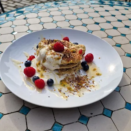 Alojamento de Acomodação e Pequeno-almoço Mardan House